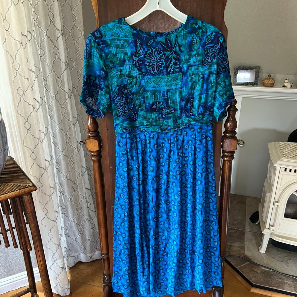 Vintage Liz Baker Maxi Dress batik Blue tie back 90s Women’s Sz 12 Short Sleeve